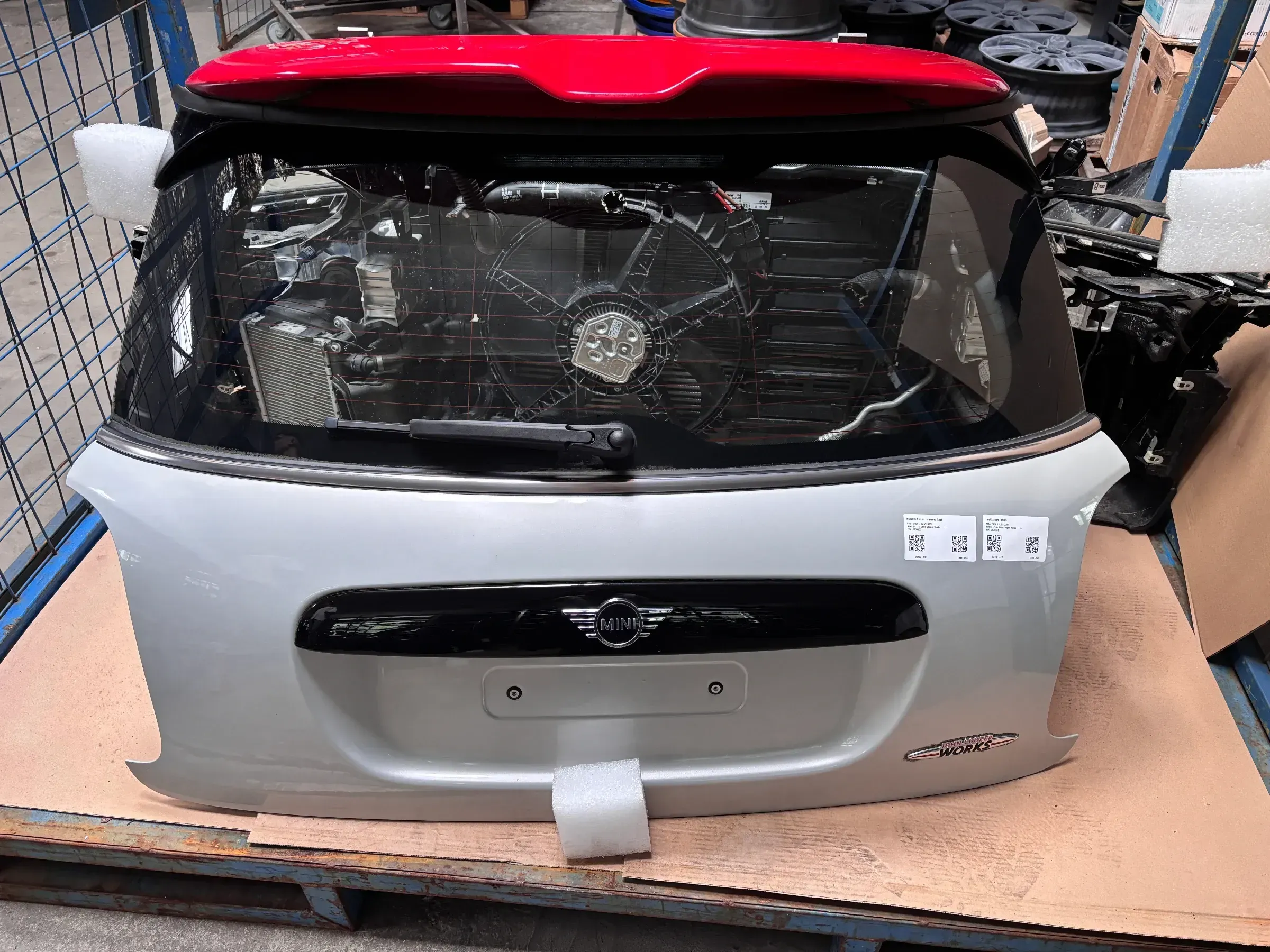 Original Mini Cooper F56 F57 Heckklappe mit Kamera und Scheibe Melting Silver - Bild 1