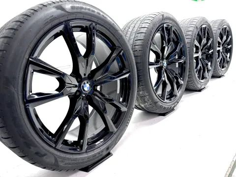 Background image for 22 Zoll Original BMW X7 G07 Sommerräder Felgen Sommerreifen M755 M 755