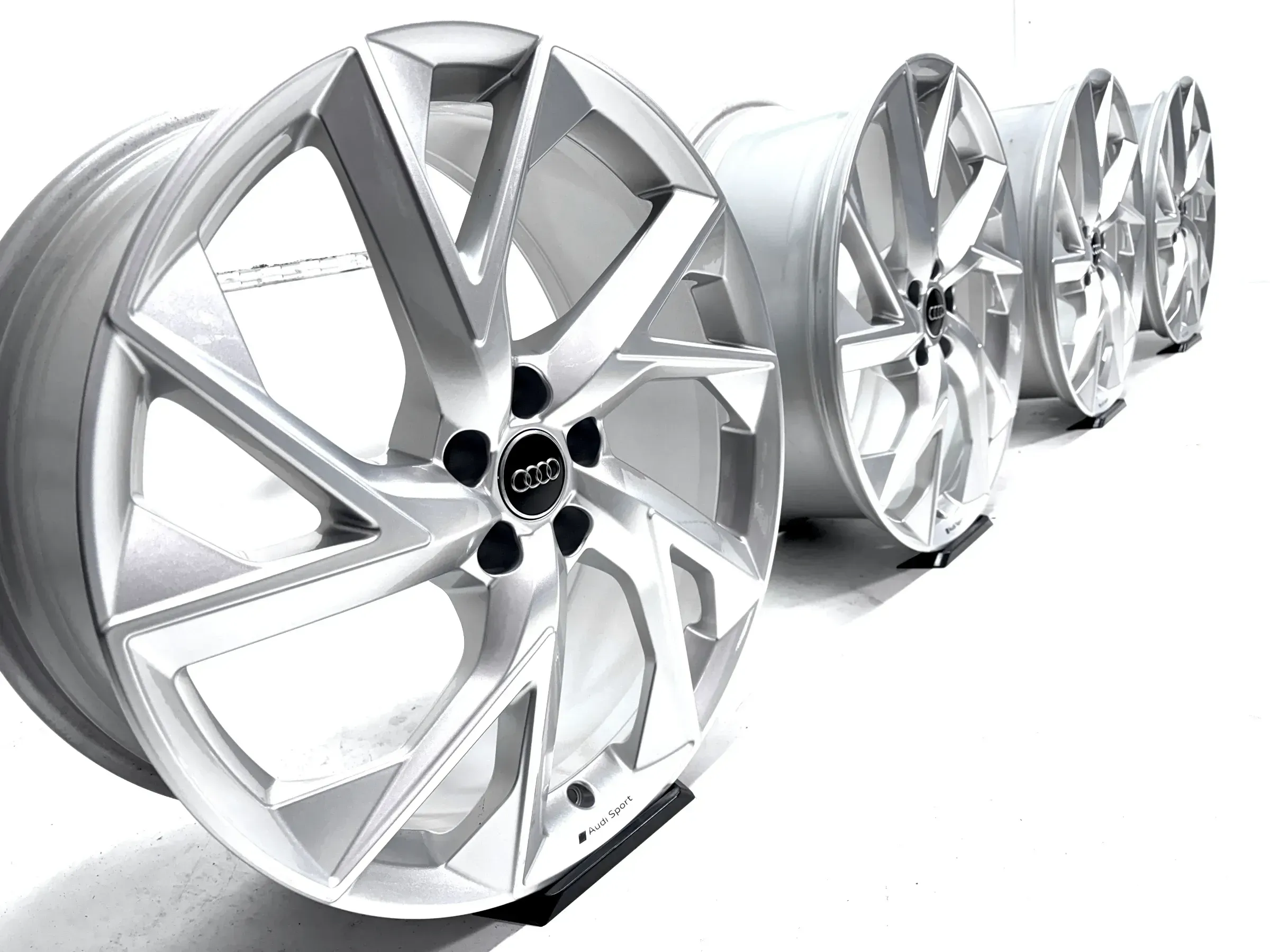 21 Zoll Original Audi RSQ3 F3 RS Q3 Alufelgen Felgen 83A601025AD 8,5J X 21 ET38 - Bild 1